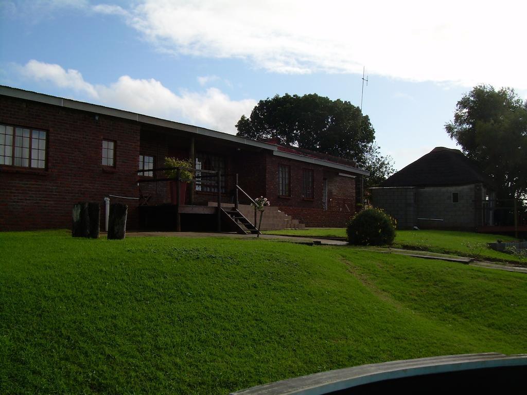 The Hexagon Wildlife Conservation Hotell Uitenhage Eksteriør bilde