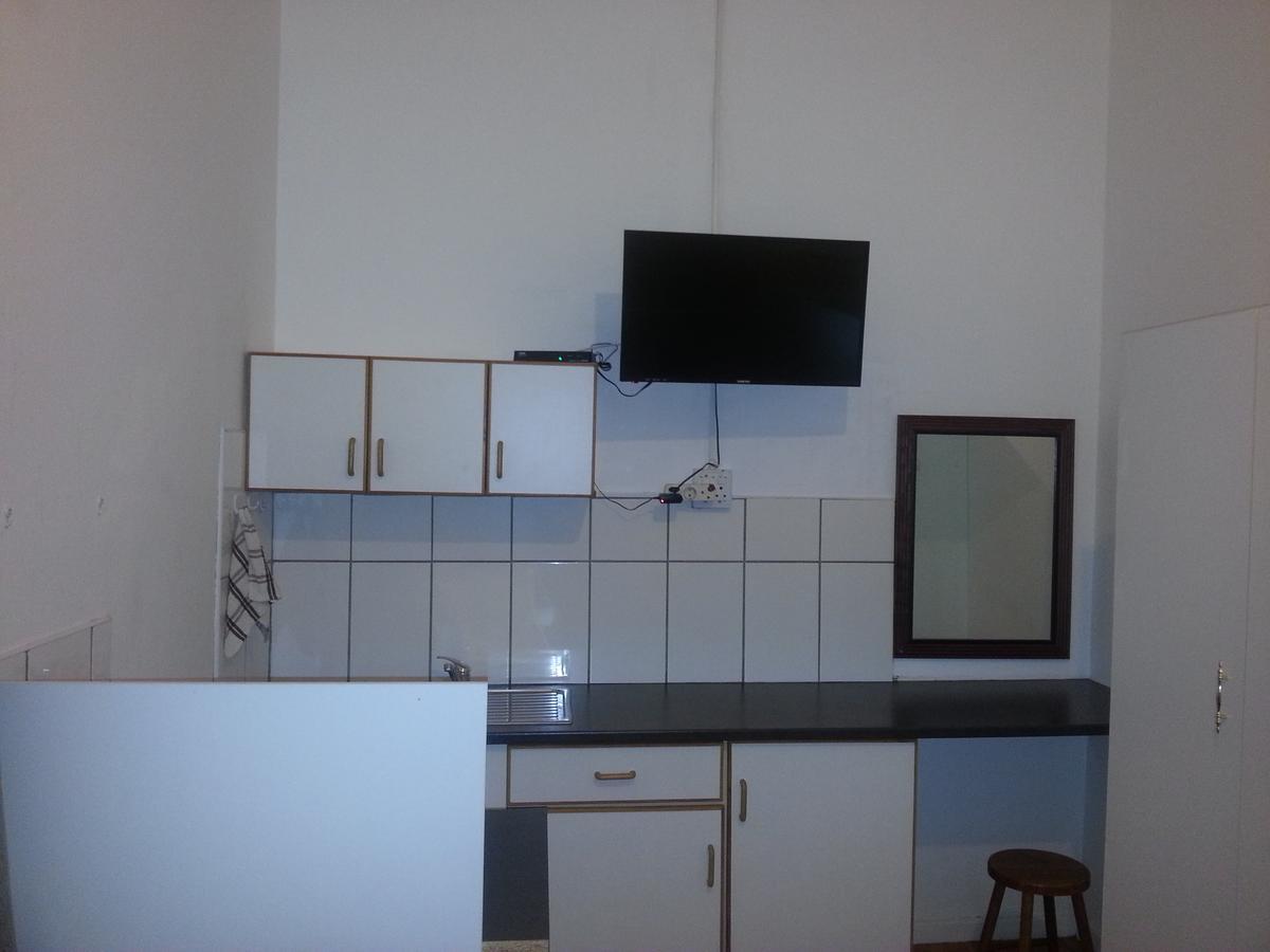 The Hexagon Wildlife Conservation Hotell Uitenhage Eksteriør bilde
