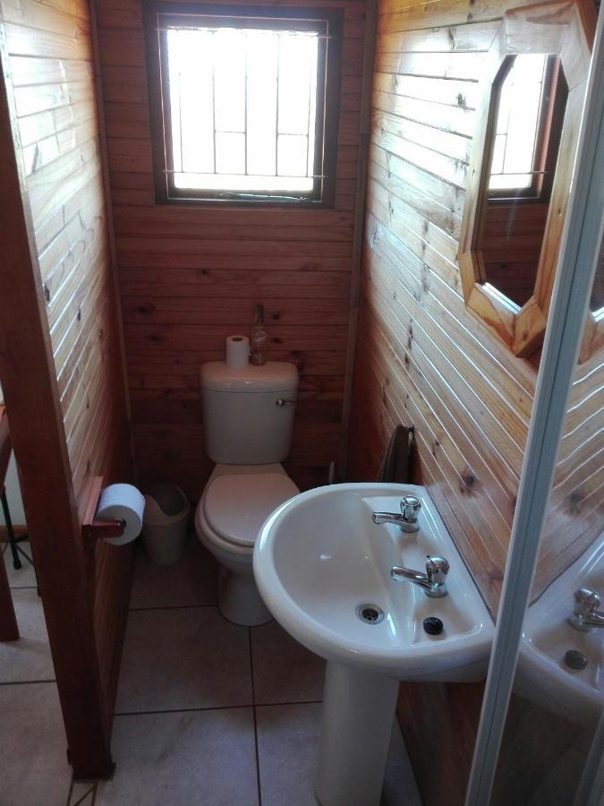 The Hexagon Wildlife Conservation Hotell Uitenhage Eksteriør bilde